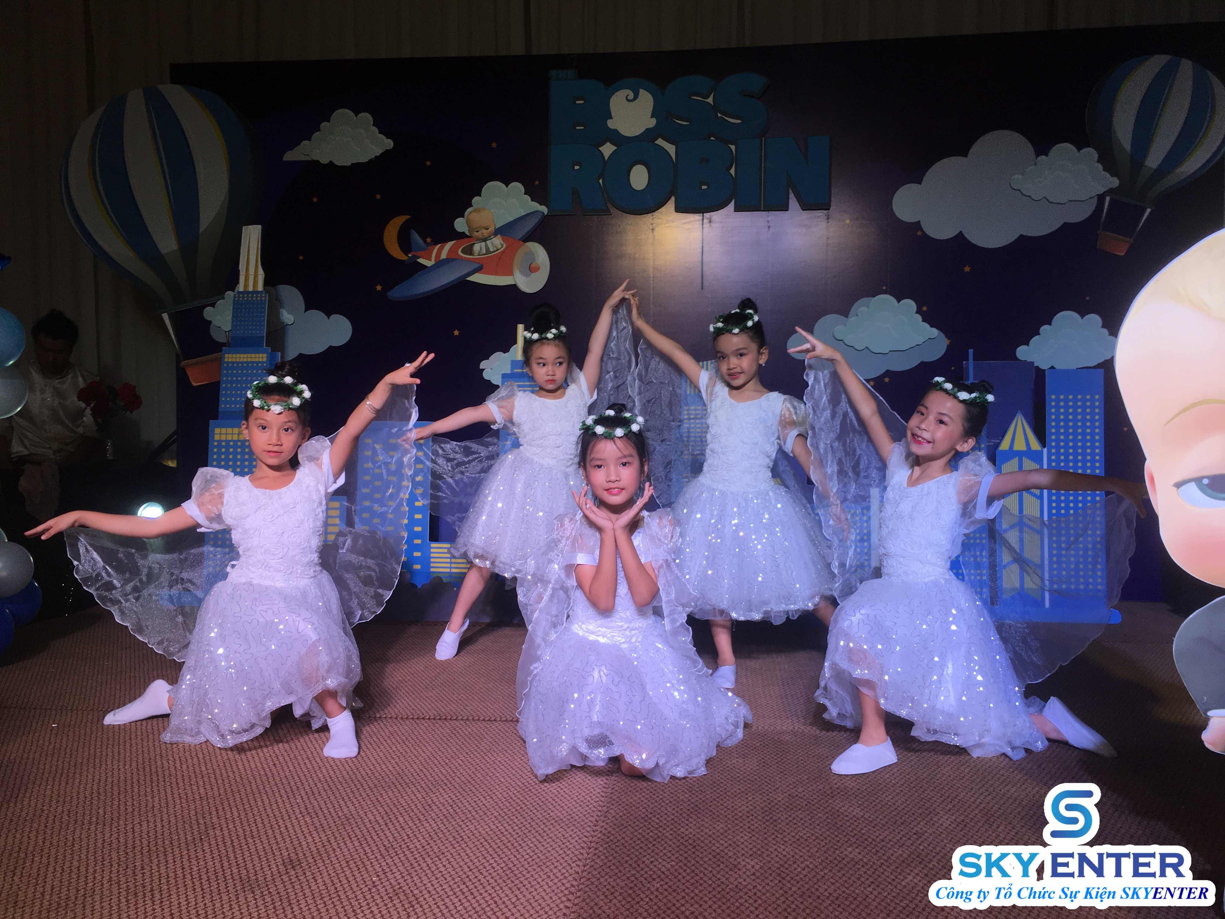 cung cấp nhân sự nhóm múa